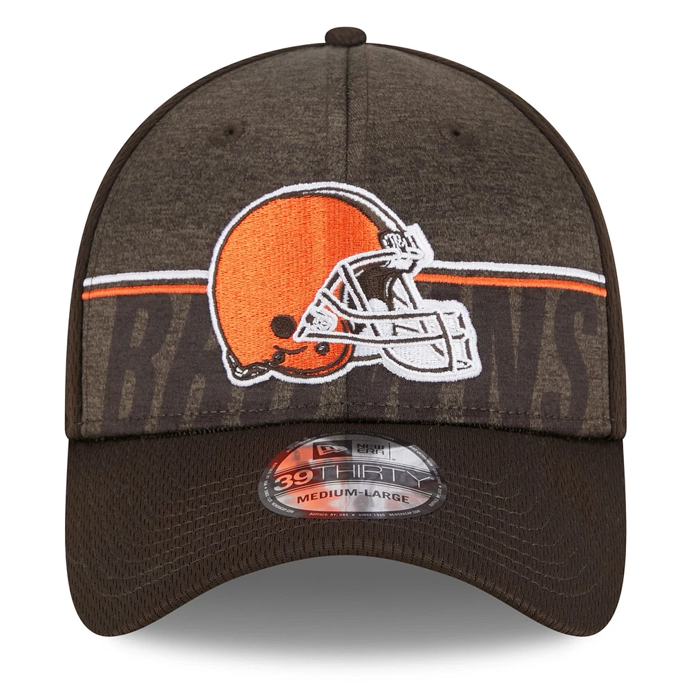 Men's New Era  Brown Cleveland Browns 2023 NFL Training Camp 39THIRTY Flex Hat