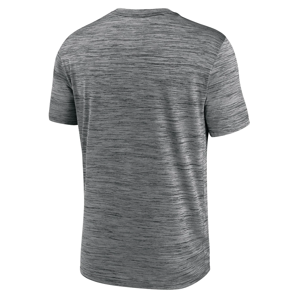 T-shirt Nike anthracite Cleveland Browns Blitz Velocity Modern Performance pour homme