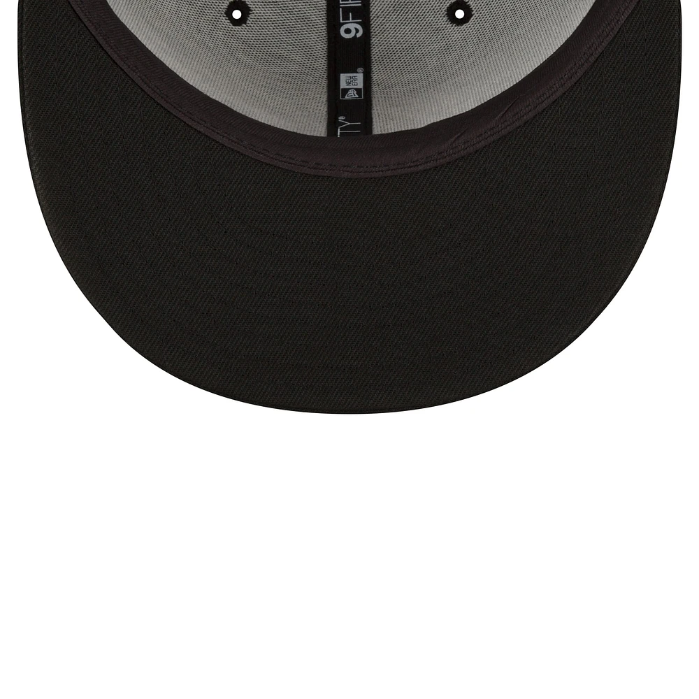 Men's New Era Cleveland Cavaliers Black & White 9FIFTY Snapback Hat