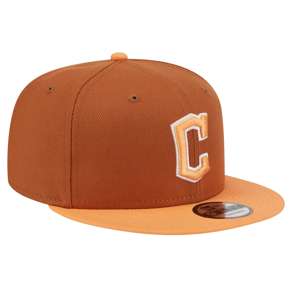 Men's New Era Brown Cleveland Guardians Spring Color Two-Tone 9FIFTY Snapback Hat