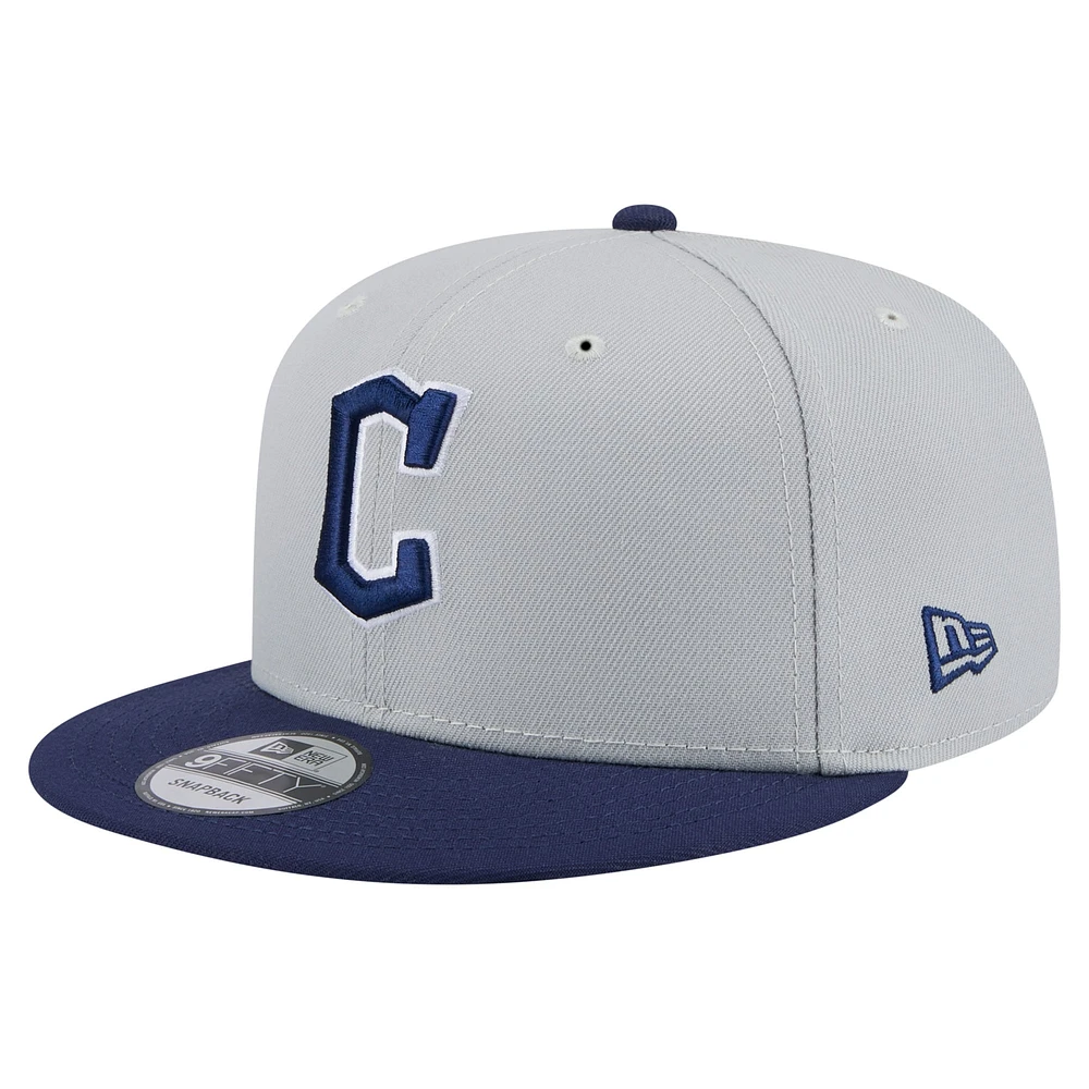 Casquette Snapback 9FIFTY bicolore New Era pour homme, gris/bleu marine, Cleveland Guardians