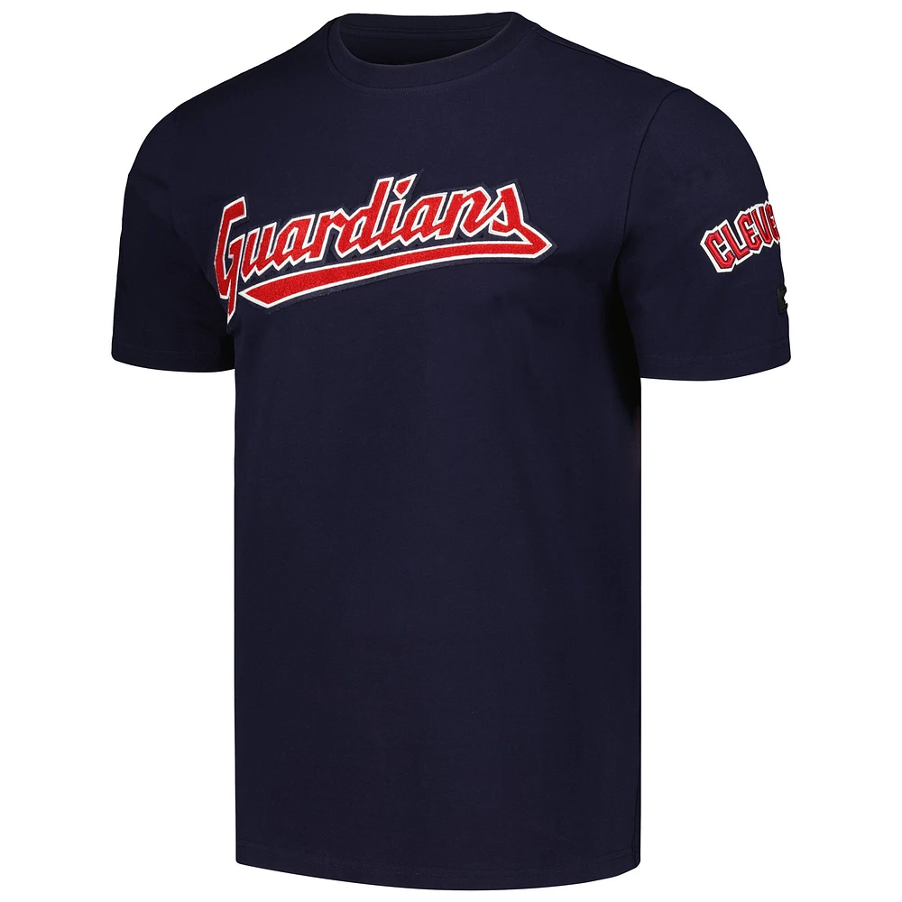 Men's Pro Standard Navy Cleveland Guardians Team Logo T-Shirt