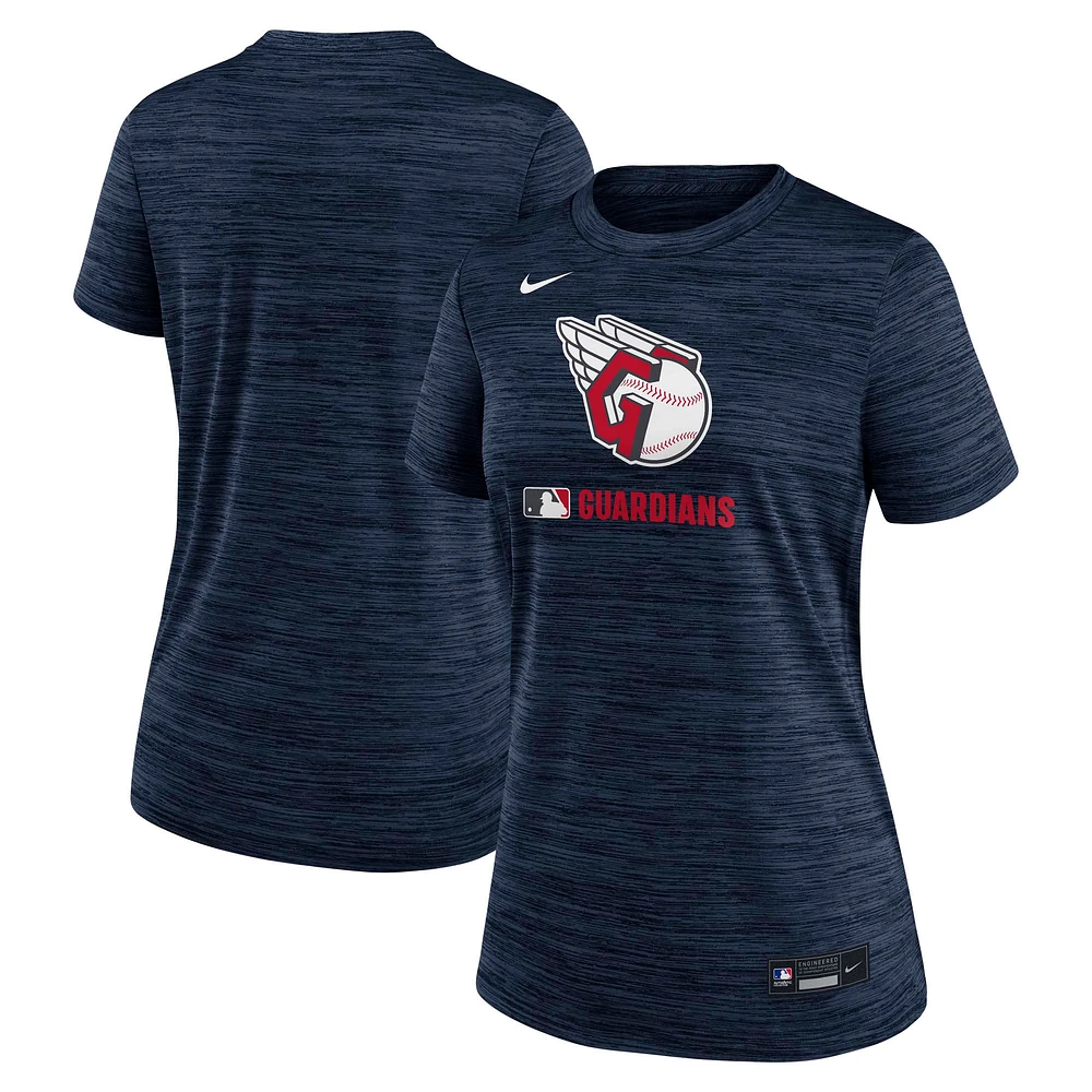 T-shirt Nike bleu marine Cleveland Guardians Authentic Collection Velocity Performance pour femme