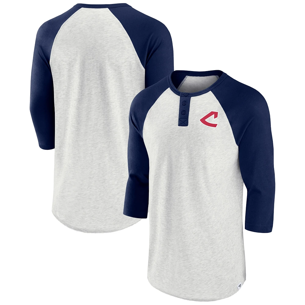 T-shirt à manches 3/4 Fanatics Oatmeal/Navy Cleveland Indians True Classics Better Believe Raglan Henley pour hommes