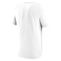 Men's Nike White Club America Crest T-Shirt