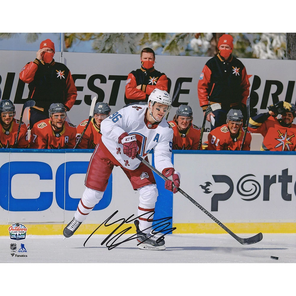 Photographie autographiée de Mikko Rantanen Colorado Avalanche 16" x 20" en plein air au lac Tahoe