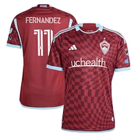 Maillot de joueur authentique adidas Omir Fernandez pour hommes Colorado Rapids 2024 One Flag Kit