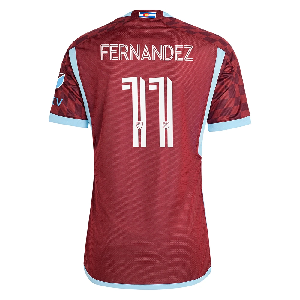 Maillot de joueur authentique adidas Omir Fernandez pour hommes Colorado Rapids 2024 One Flag Kit