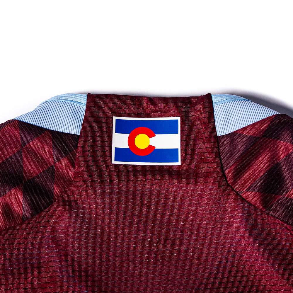 Maillot de joueur authentique adidas Omir Fernandez pour hommes Colorado Rapids 2024 One Flag Kit