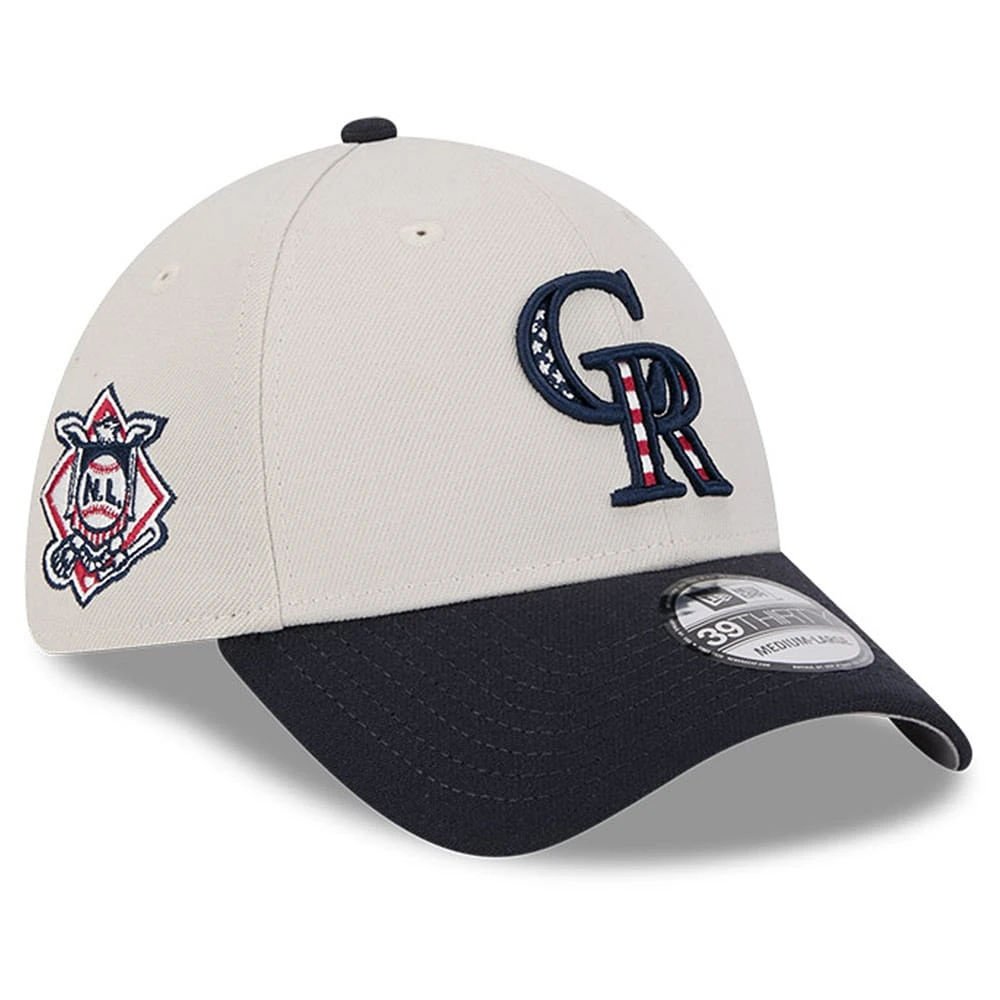 Casquette flexible 39THIRTY du 4 juillet 2024 New Era pour hommes, kaki/noir, Colorado Rockies
