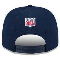 Casquette extensible à bouton-pression New Era pour hommes des Dallas Cowboys 2024 Sideline 9SEVENTY bleu marine