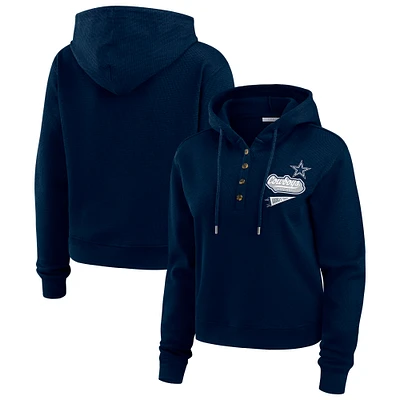 Sweat à capuche en tricot gaufré bleu marine Dallas Cowboys pour femme WEAR by Erin Andrews