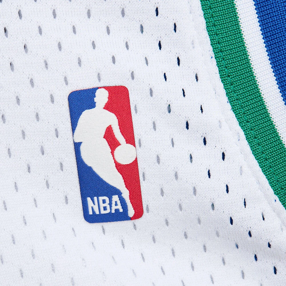 Men's Mitchell & Ness Dirk Nowitzki White Dallas Mavericks 1998/2019 Hardwood Classics German Flag Swingman Jersey