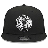 Men's New Era Black Dallas Mavericks 9FIFTY Snapback Trucker Hat