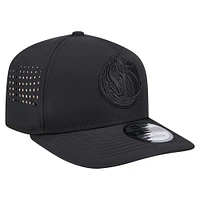 Men's New Era Black Dallas Mavericks Vented 9FIFTY A-Frame Snapback Hat