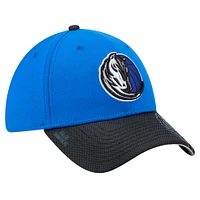 Men's New Era Blue Dallas Mavericks Sport Night 39THIRTY Flex Hat