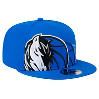Casquette à visière snapback 9FIFTY Dallas Mavericks Sport Night Team Shadow de New Era pour homme