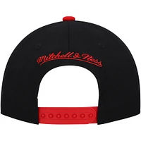 Men's Mitchell & Ness Black D.C. United Team Script 2.0 Stretch Snapback Hat