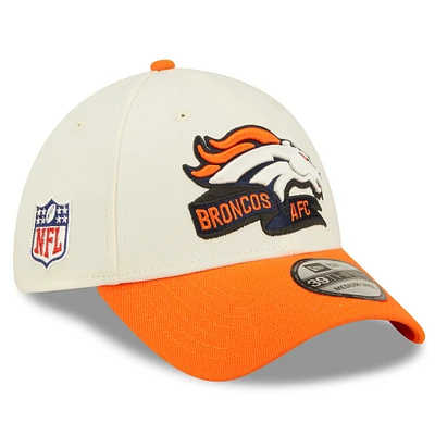 Men's New Era Cream/Orange Denver Broncos 2022 Sideline - 39THIRTY 2-Tone Flex Hat