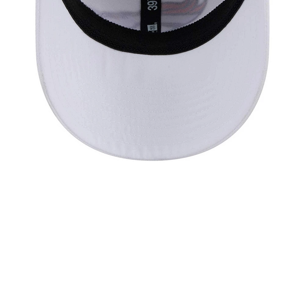 Men's New Era White Denver Broncos Main 39THIRTY Flex Hat