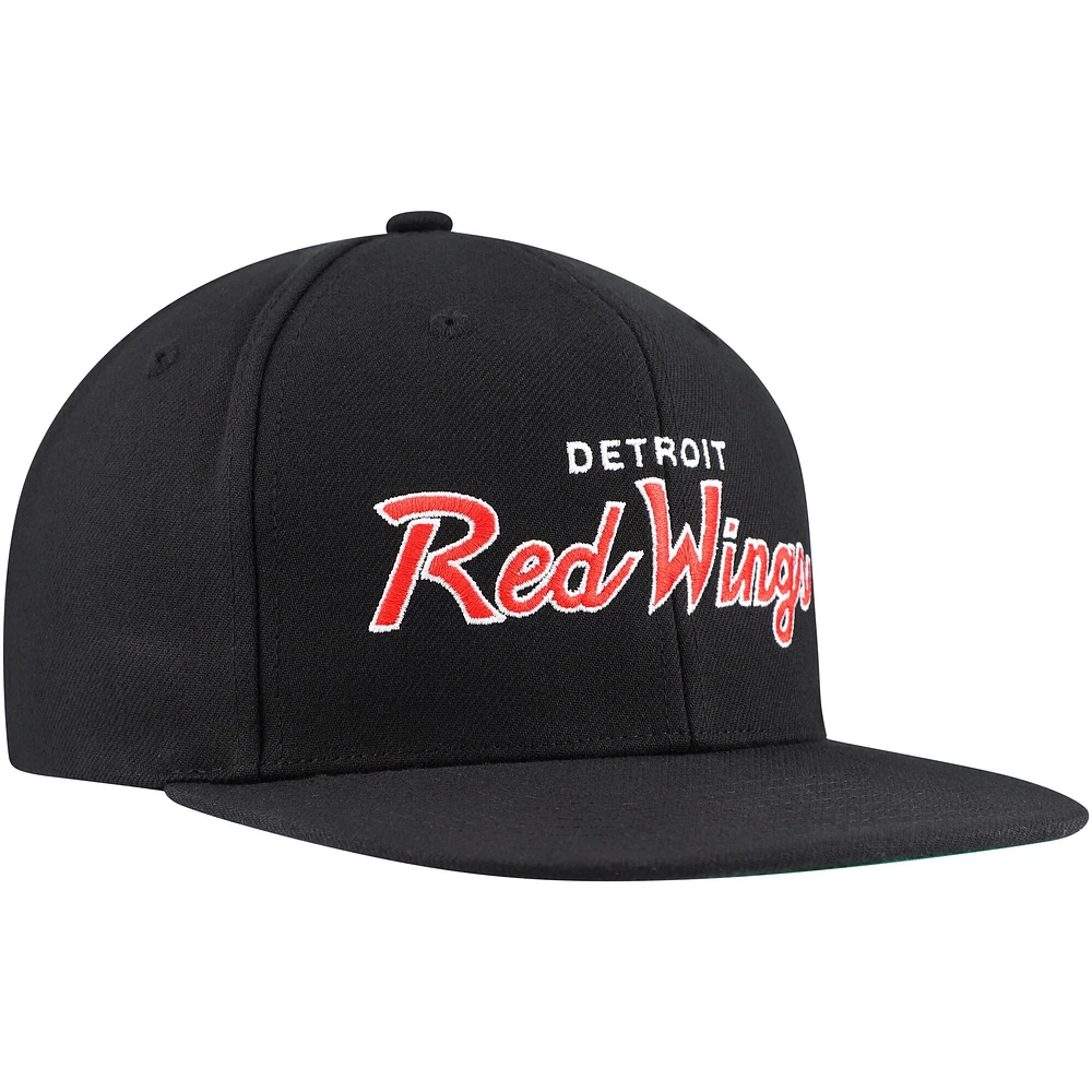 Casquette Snapback noire Mitchell & Ness des Red Wings de Detroit Core Team Script 2.0 pour hommes