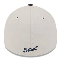 Men's New Era  Khaki/Black Detroit Tigers 2024 Fourth of July 39THIRTY Flex Hat