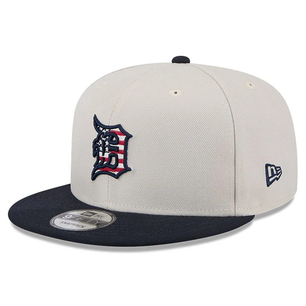 Men's New Era  Khaki/Black Detroit Tigers 2024 Fourth of July 9FIFTY Snapback Hat
