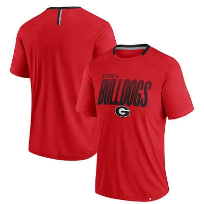 Men's Fanatics Red Georgia Bulldogs Defender Fade Slant T-Shirt