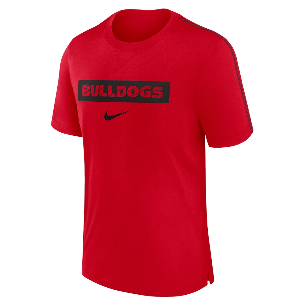 Men's Nike Red Georgia Bulldogs 2024 Sideline Player Performance Tri-Blend T-Shirt