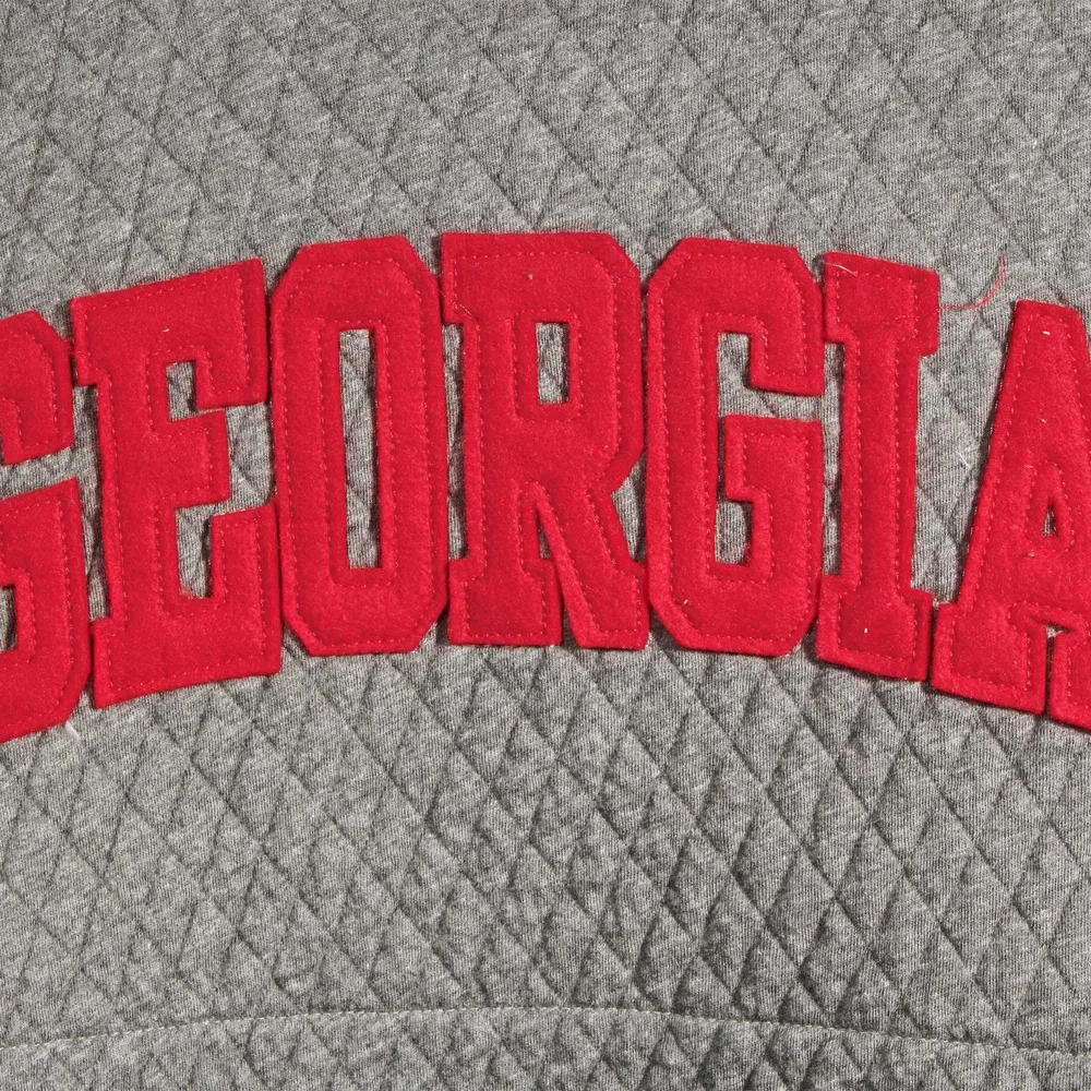Women's Pressbox Heather Charcoal Georgia Bulldogs Moose Quilted Pullover Sweatshirt