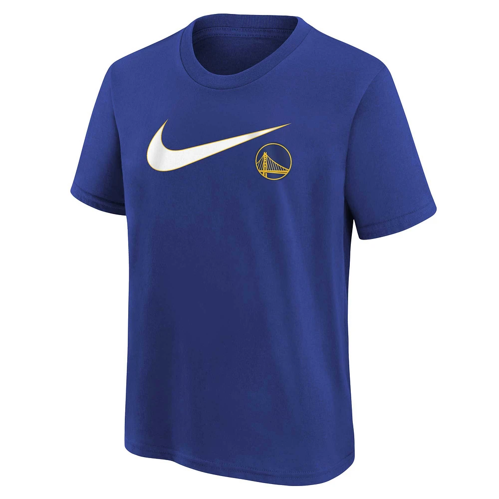 T-shirt Nike Royal Golden State Warriors essentiel avec logo Swoosh pour jeune