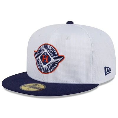 Casquette d'entraînement au bâton New Era 59FIFTY blanche/bleu marine Houston Astros 2025 City Connect pour homme