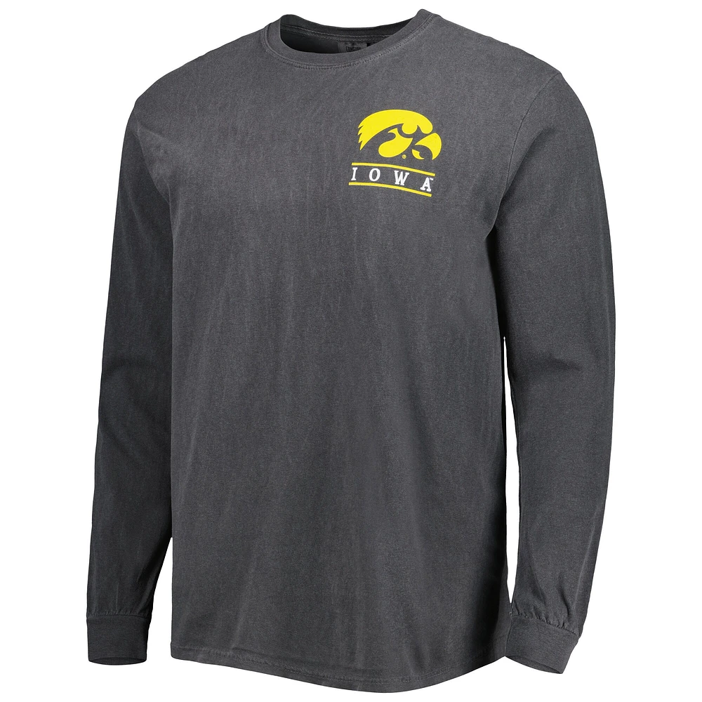 Men's Black Iowa Hawkeyes Circle Campus Scene Long Sleeve T-Shirt