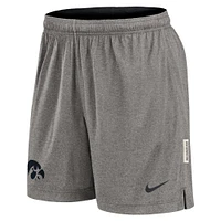Men's Nike Black/Heather Gray Iowa Hawkeyes Player Reversible Shorts