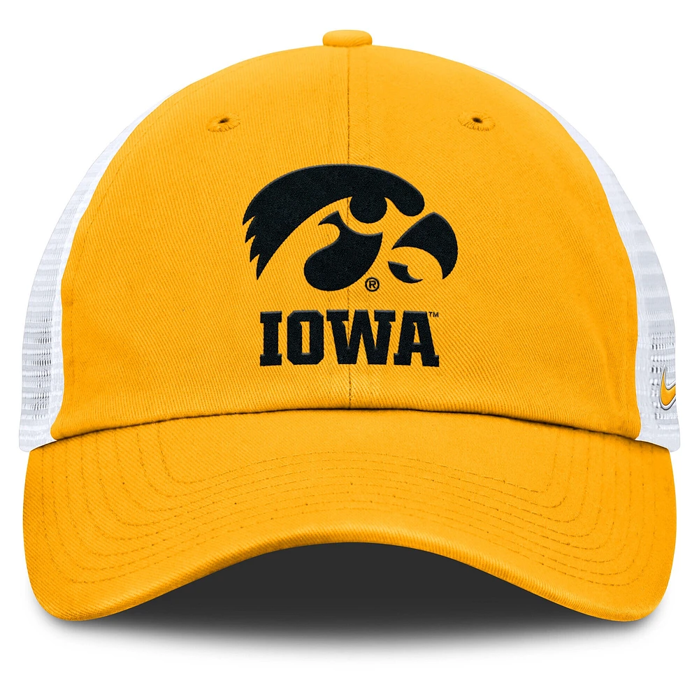 Casquette ajustable Nike Gold Iowa Hawkeyes Club Trucker pour homme