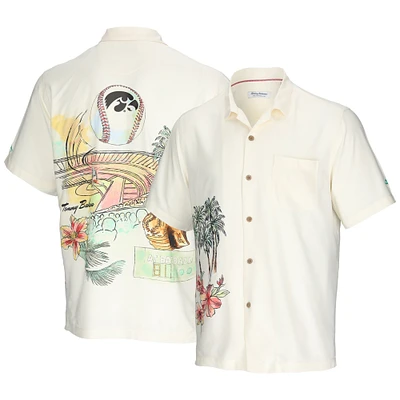 Chemise boutonnée Tommy Bahama Iowa Hawkeyes Paradise Fly Ball Camp crème pour homme