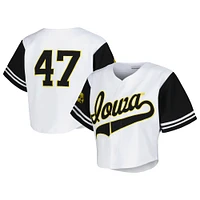 T-shirt court en jersey de baseball des Hawkeyes l'Iowa établi & Co. pour femmes, blanc