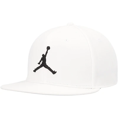 Men's Jordan Brand White Pro Jumpman Snapback Hat