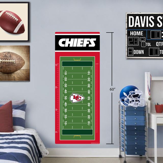 Kansas City Chiefs - Tableau de croissance des décalcomanies repositionnables sur le terrain de 24'' x 60''