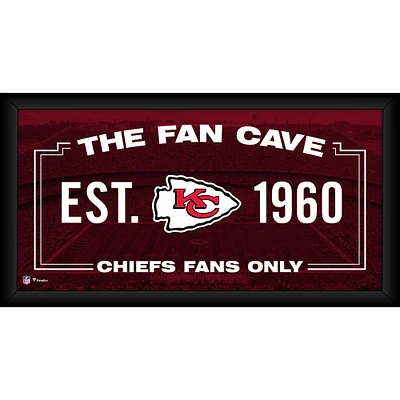 Collage encadré de grotte de fans des Chiefs de Kansas City 10" x 20"