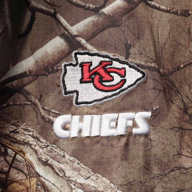 Dunbrooke Realtree Camo Kansas City Chiefs Circle Sportsman Veste imperméable compressible entièrement zippée pour homme