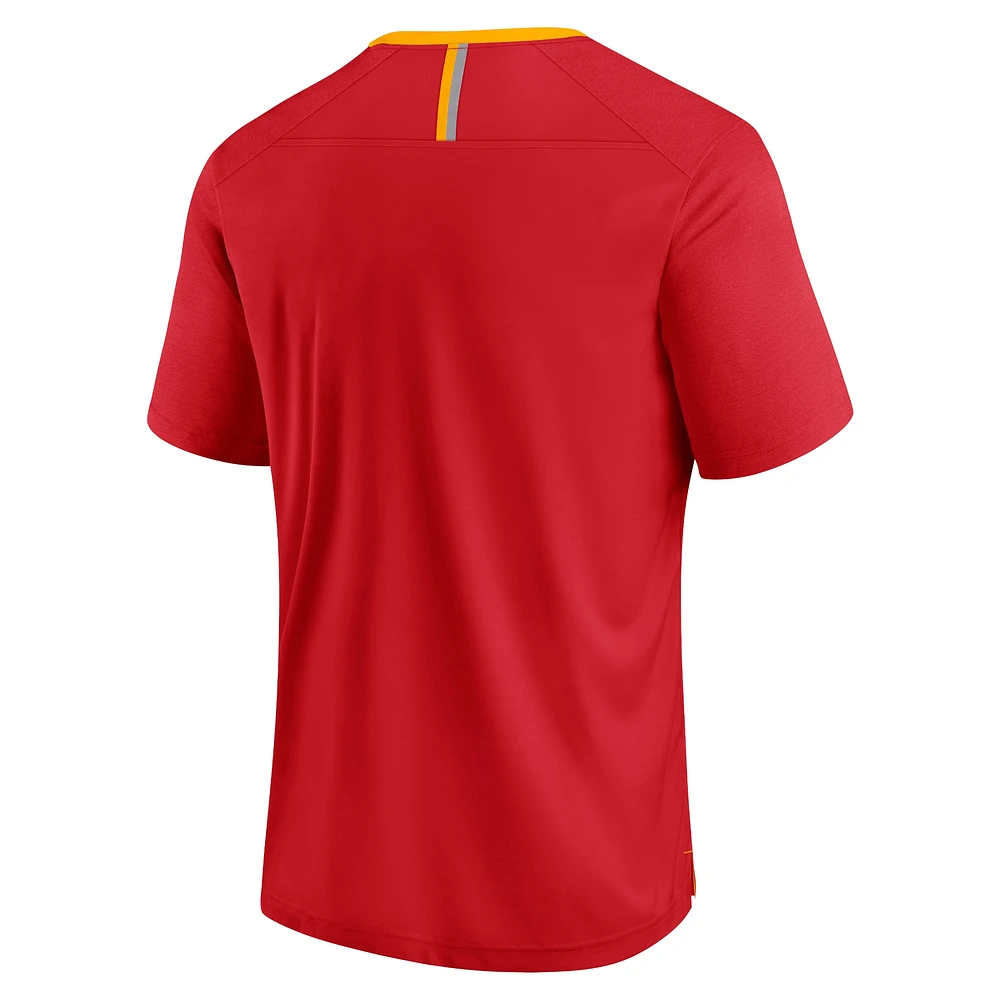 T-shirt rouge fanatique pour homme Kansas City Chiefs Defender Fade Slant