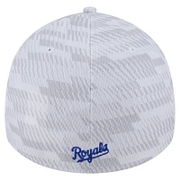Men's New Era  White Kansas City Royals Graded 39THIRTY Stretch Fit Hat