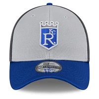 Casquette d'entraînement au bâton 39THIRTY Flex pour homme New Era gris/bleu marine Kansas City Royals 2025