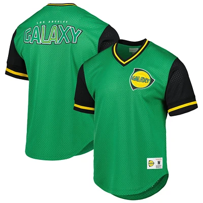 T-shirt à col en V maille LA Galaxy vert Mitchell & Ness pour homme