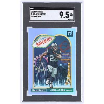 Carte Panini Donruss Downtown #D-12 SGC 2023 des Las Vegas Raiders de Josh Jacobs, authentifiée 9,5