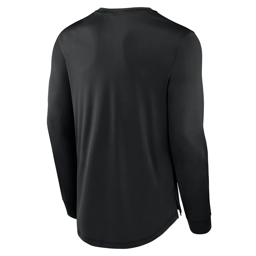 Men's Fanatics Black Las Vegas Raiders Blackout Long Sleeve T-Shirt
