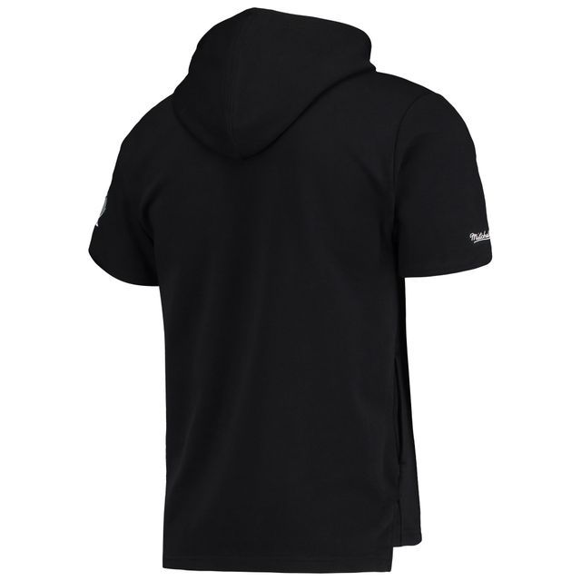 T-shirt à capuche noir Mitchell & Ness Las Vegas Raiders Game Day pour homme