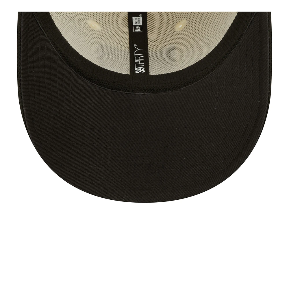 Men's New Era Cream/Black Las Vegas Raiders 2022 Sideline - 39THIRTY 2-Tone Flex Hat