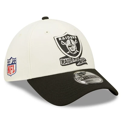 Las Vegas Raiders 2022 Sideline crème/noir New Era pour homme - Casquette flex bicolore 39THIRTY